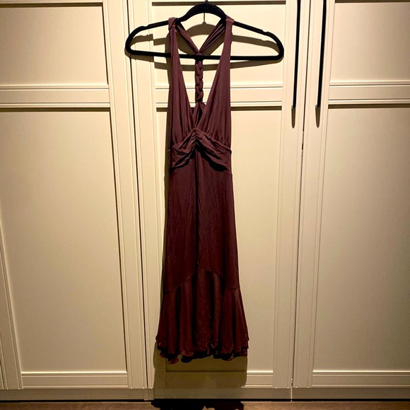 Beautiful BEBE dress. Size small. Excellent condition - Picture 1 of 3